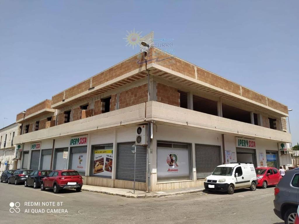 intera palazzina in vendita a Maruggio
