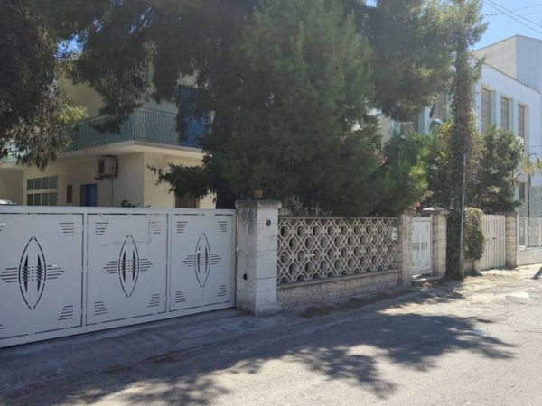 casa indipendente in vendita a Maruggio
