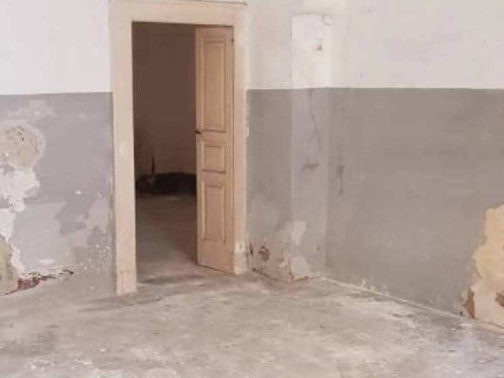 casa indipendente in vendita a Maruggio