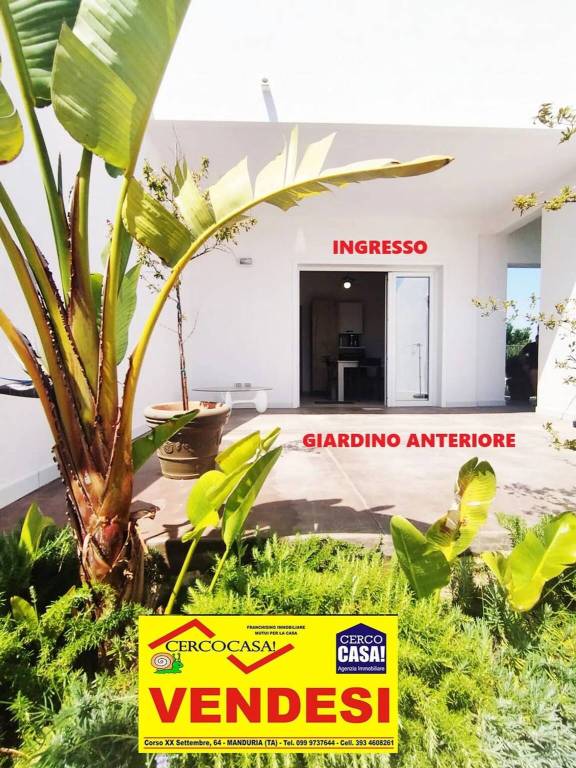 casa indipendente in vendita a Maruggio