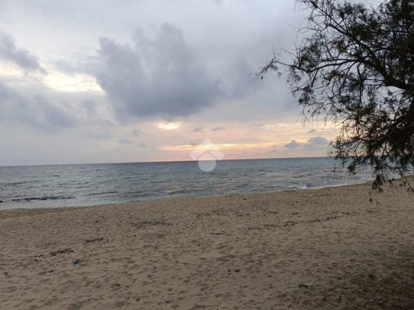 casa indipendente in vendita a Maruggio