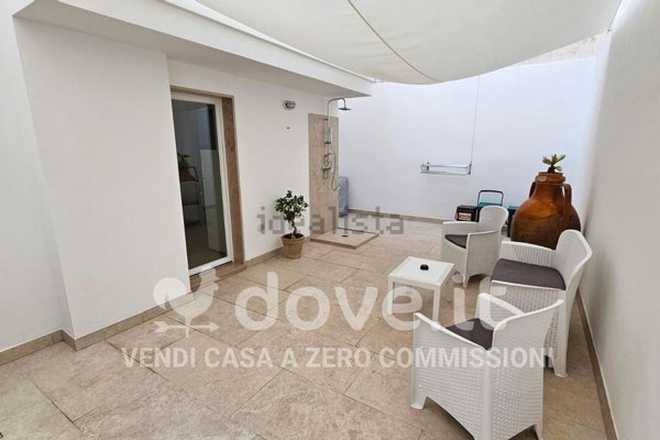 casa indipendente in vendita a Maruggio