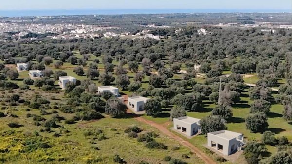 casa indipendente in vendita a Maruggio