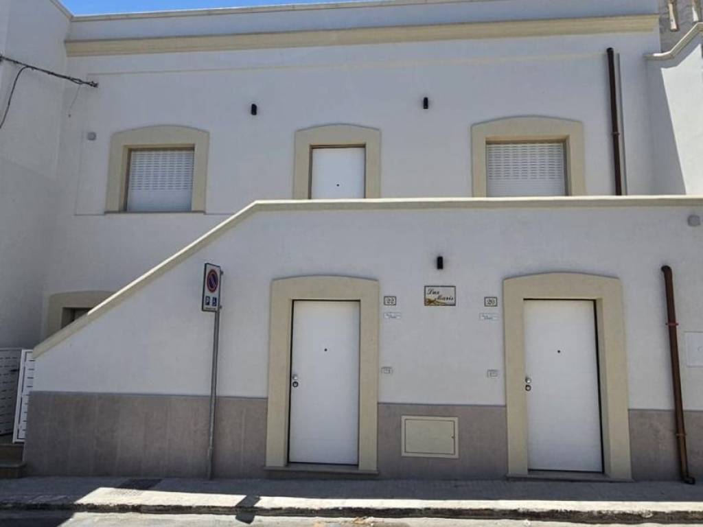 casa indipendente in vendita a Maruggio