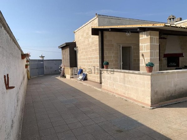 casa indipendente in vendita a Maruggio in zona Mirante