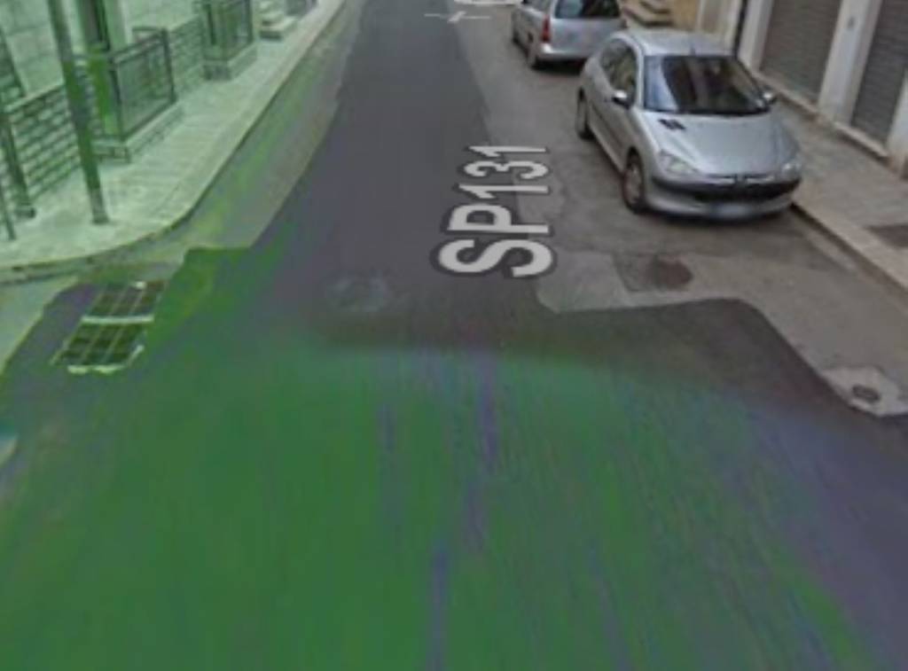 negozio in vendita a Maruggio