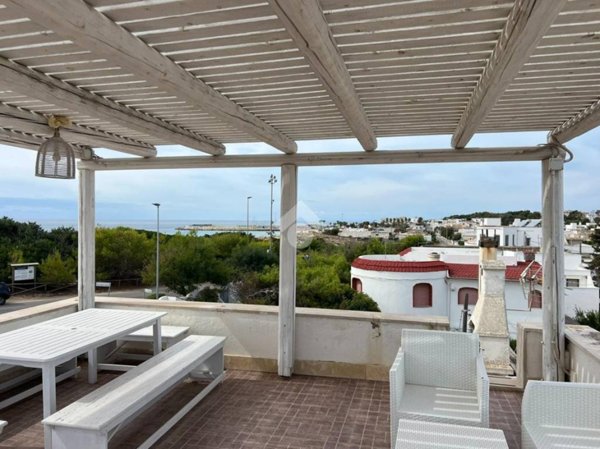 casa indipendente in vendita a Maruggio