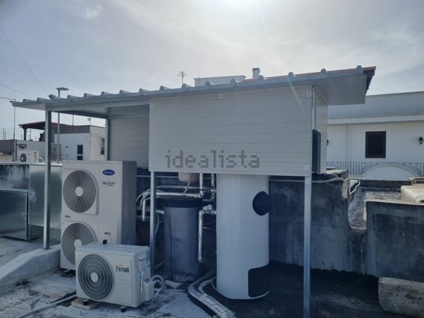 casa indipendente in vendita a Maruggio