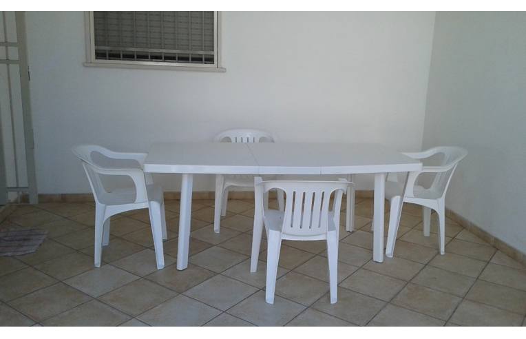 casa indipendente in vendita a Maruggio