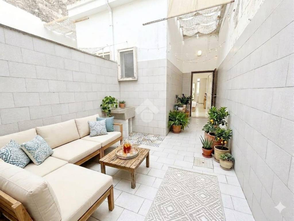 casa indipendente in vendita a Maruggio