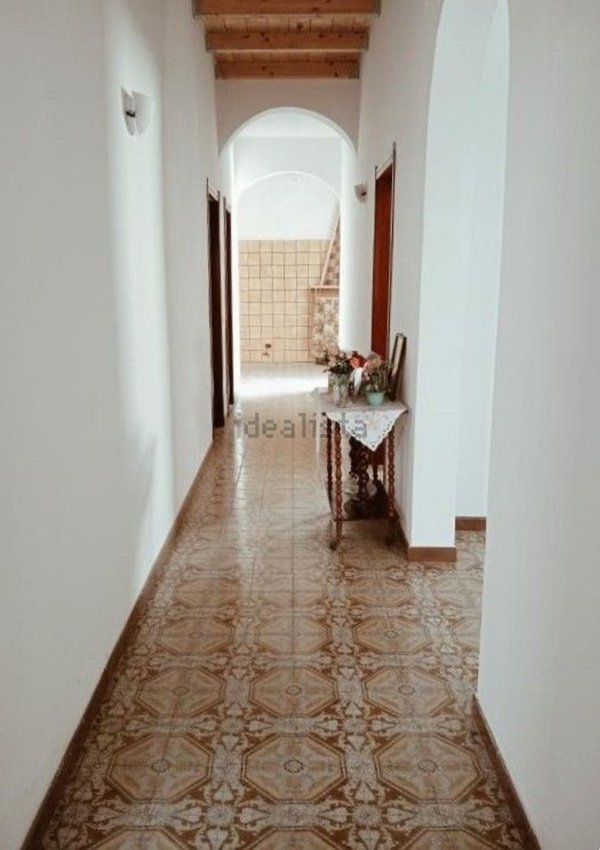 casa indipendente in vendita a Maruggio