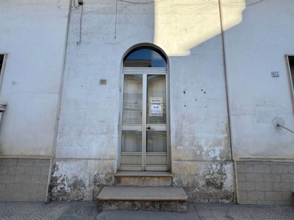casa indipendente in vendita a Maruggio