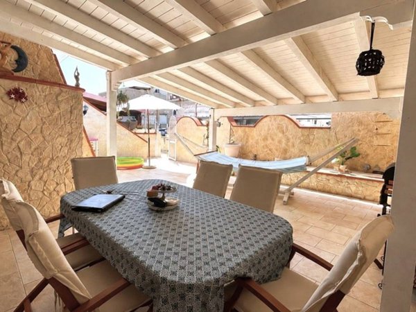 appartamento in vendita a Maruggio in zona Mirante