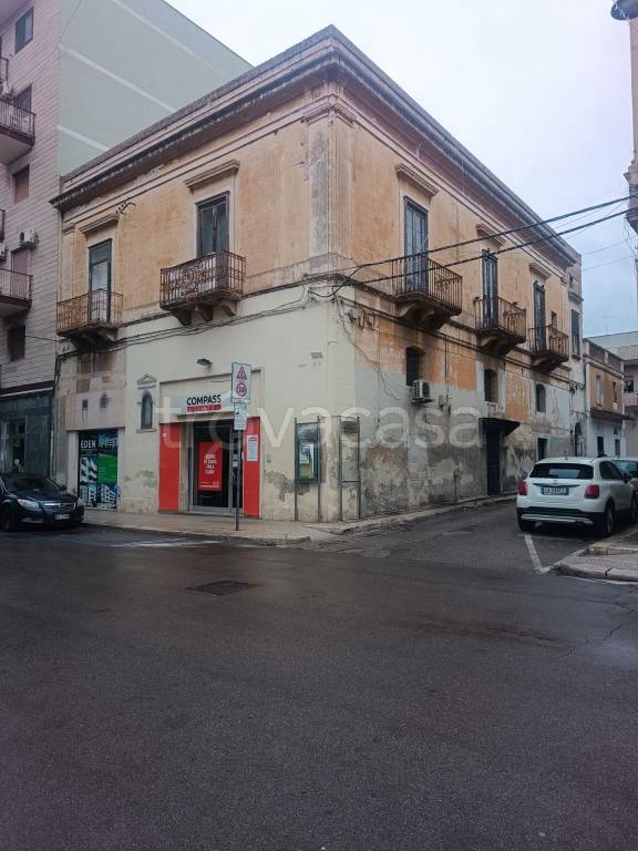 intera palazzina in vendita a Massafra