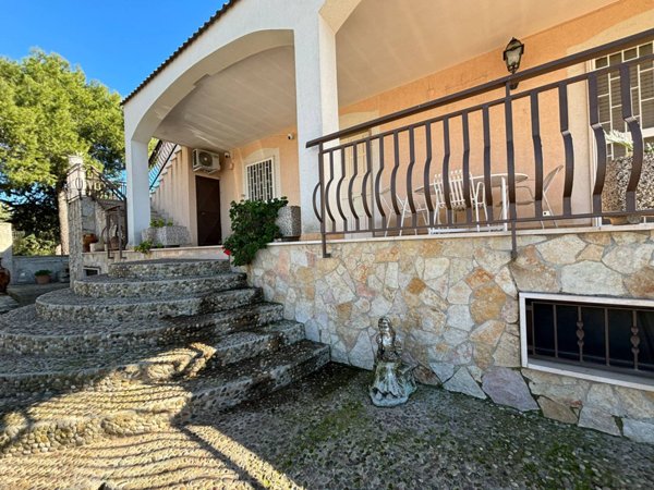 casa indipendente in vendita a Massafra