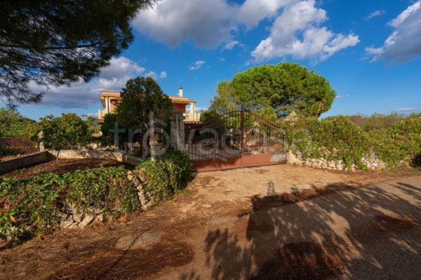 casa indipendente in vendita a Massafra in zona Chiatona