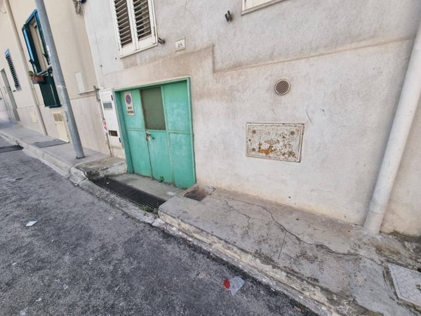 casa indipendente in vendita a Massafra