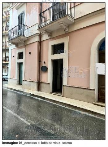 negozio in vendita a Massafra