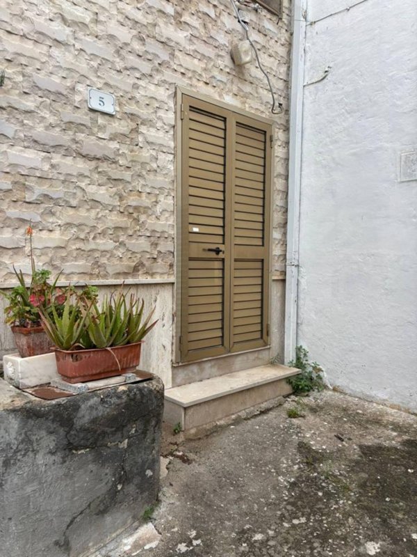 casa indipendente in vendita a Massafra