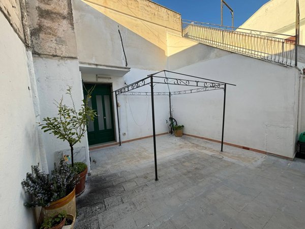 casa indipendente in vendita a Massafra