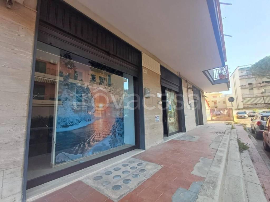 negozio in vendita a Massafra