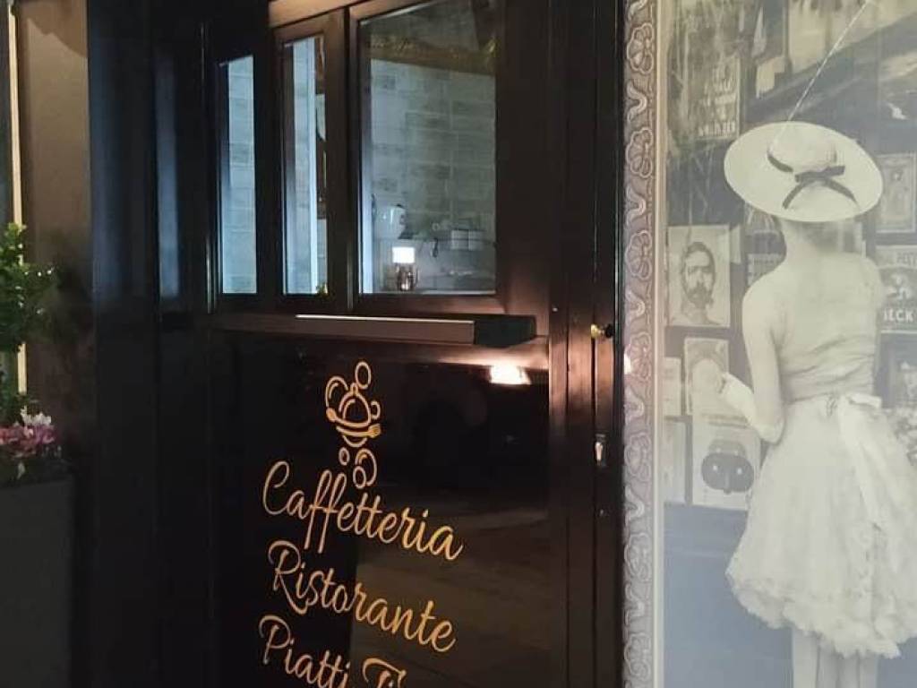 negozio in vendita a Massafra