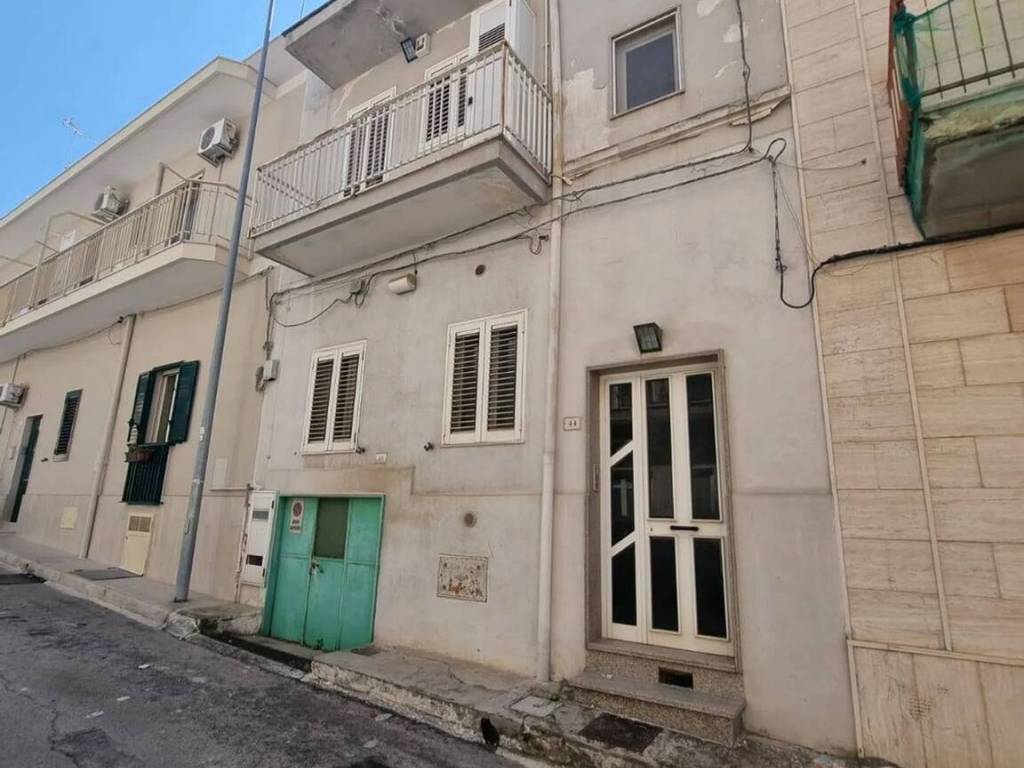 casa indipendente in vendita a Massafra