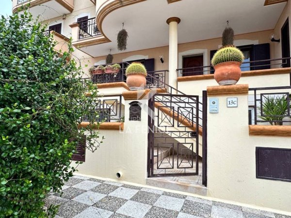 casa indipendente in vendita a Massafra