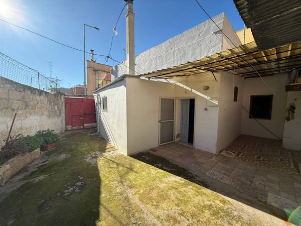 casa indipendente in vendita a Massafra