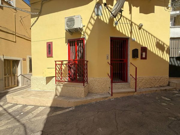 casa indipendente in vendita a Massafra