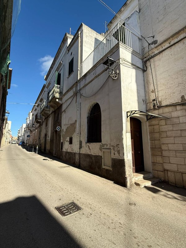 casa indipendente in vendita a Massafra