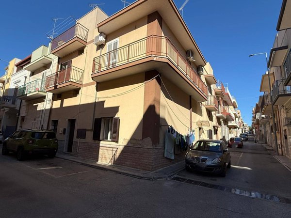 casa indipendente in vendita a Massafra