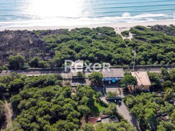 casa indipendente in vendita a Massafra in zona Marina di Ferrara