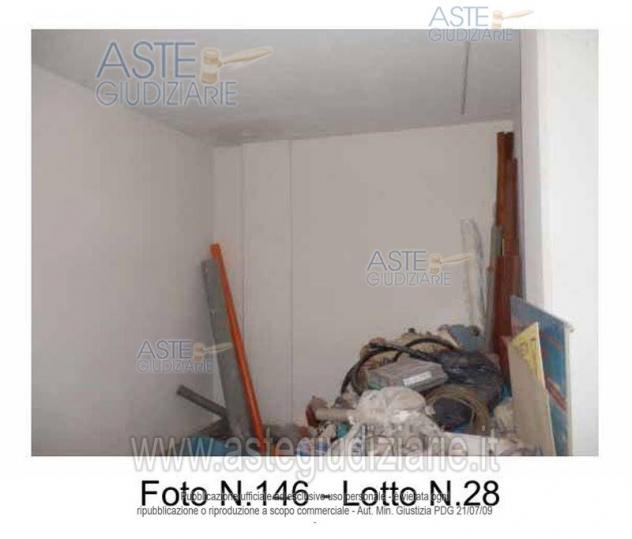 locale commerciale in vendita a Monteiasi