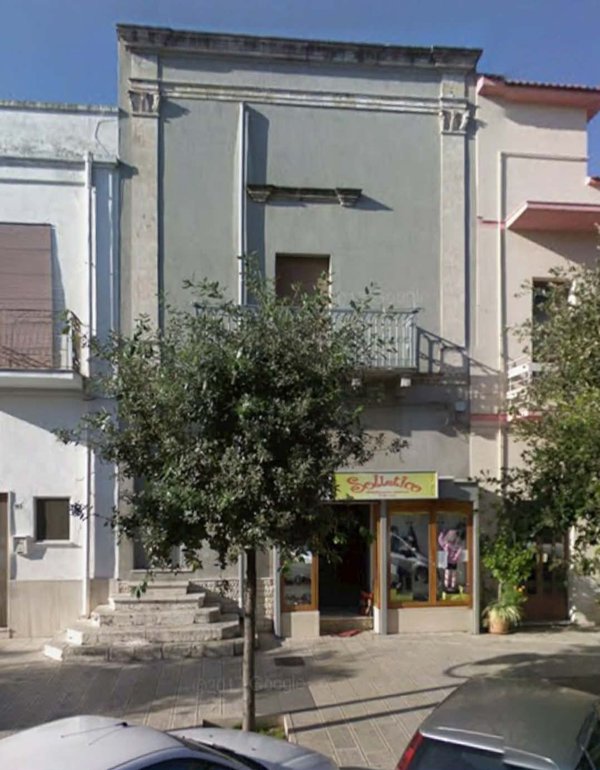 locale commerciale in vendita a Monteiasi