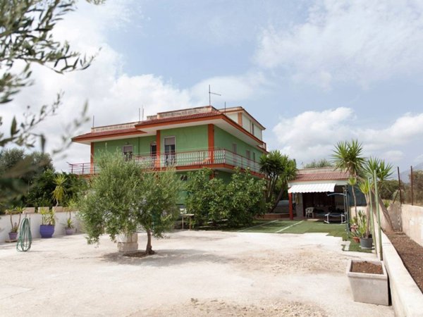 casa indipendente in vendita a Montemesola