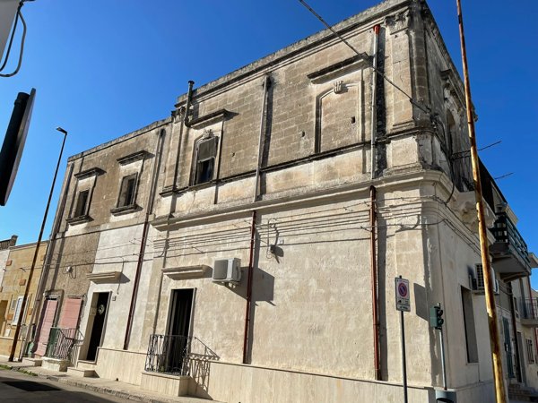 quadrivano in vendita a Monteparano