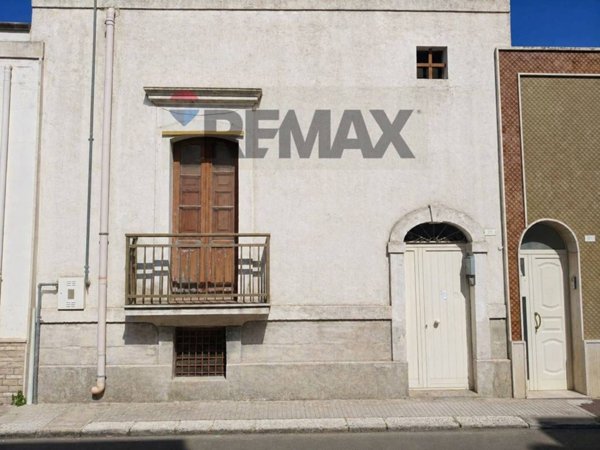 casa indipendente in vendita a Monteparano
