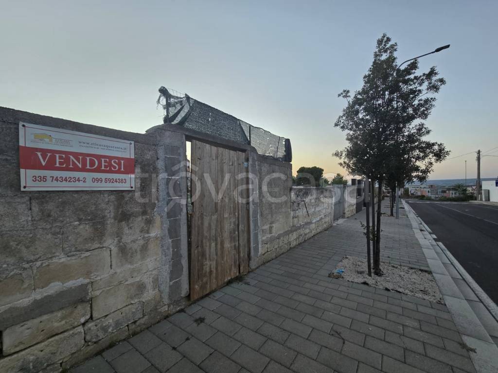 casa indipendente in vendita a Monteparano