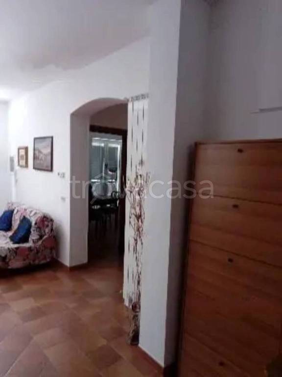 casa indipendente in vendita a Mottola