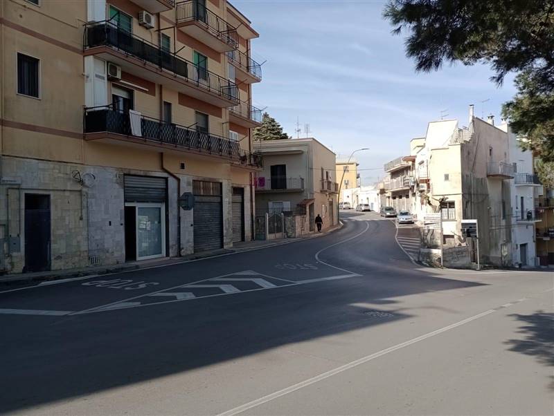 negozio in vendita a Mottola