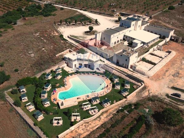 casa indipendente in vendita a Mottola