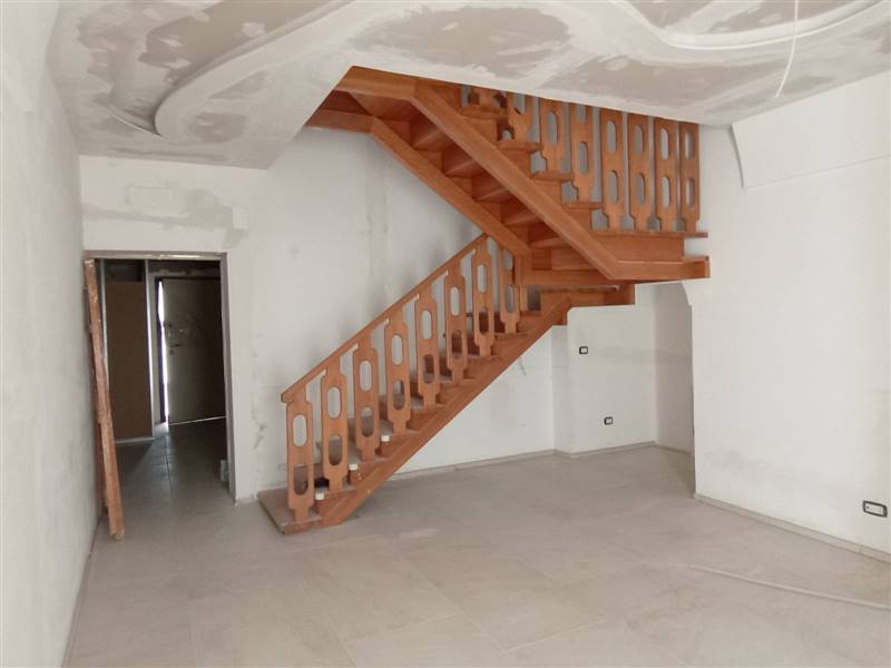 casa indipendente in vendita a Mottola