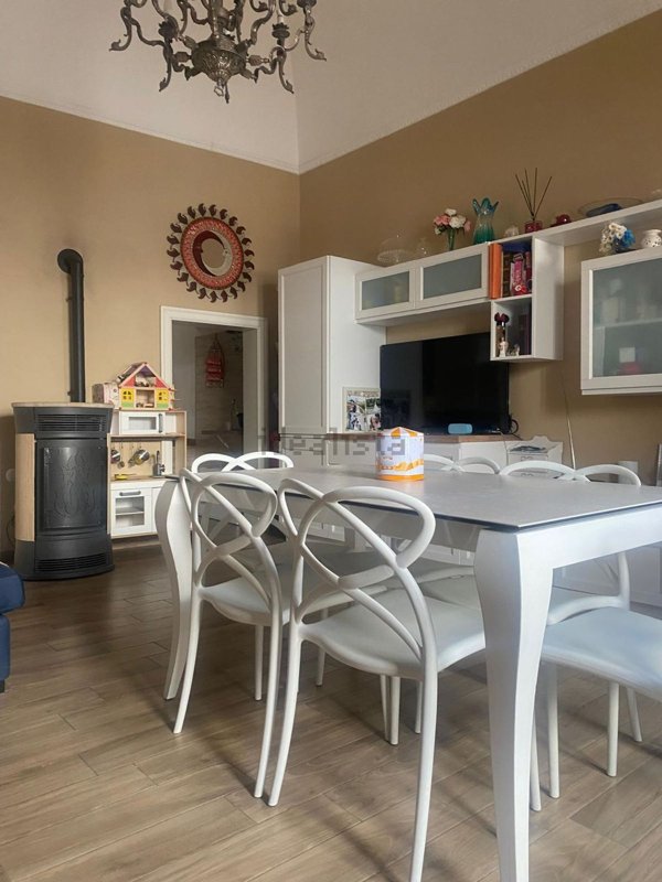 casa indipendente in vendita a Mottola