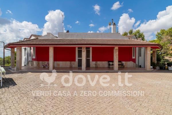 casa indipendente in vendita a Mottola