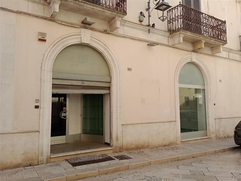 locale commerciale in vendita a Mottola