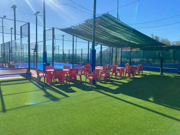 locale commerciale in vendita a Mottola