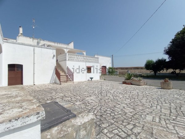 casale in vendita a Mottola