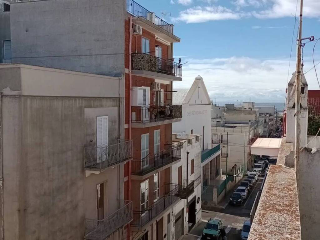 casa indipendente in vendita a Mottola