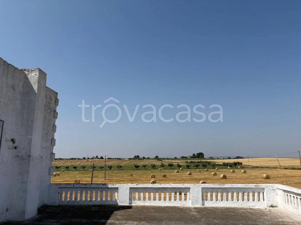casa indipendente in vendita a Mottola